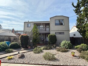 Building Photo - 3816BeresfordSt