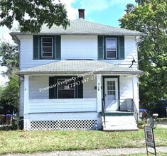 Building Photo - 519 Wengler Ave