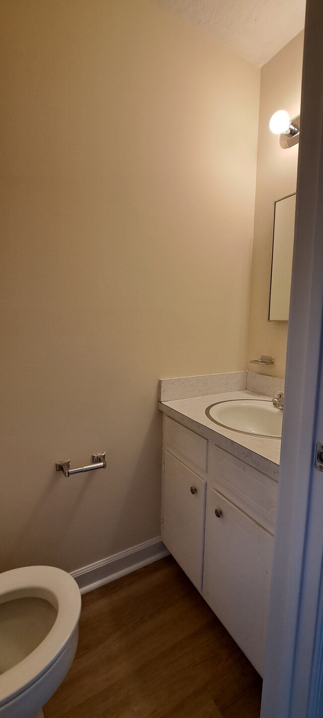 Building Photo - 2819 McLain St