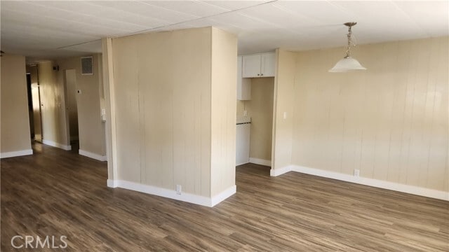 Building Photo - 26102 Bamboo Palm Dr
