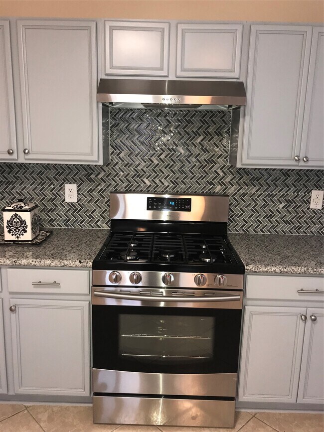 Building Photo - 2844 Morningmist Ln