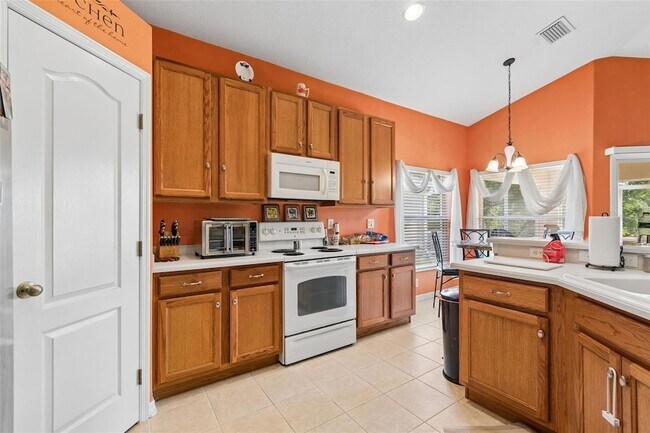 Building Photo - 4017 Langdrum Dr
