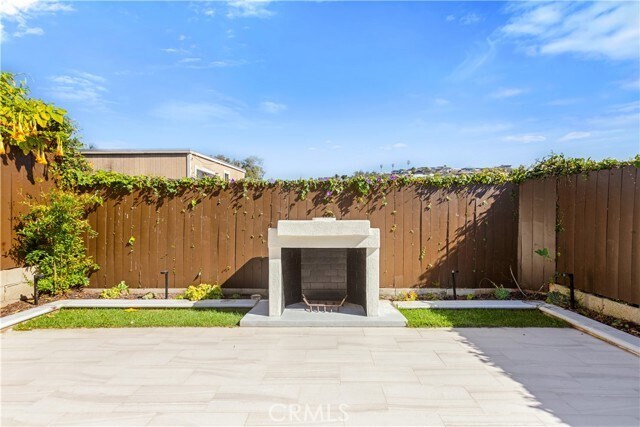 Building Photo - 1024 Noria St