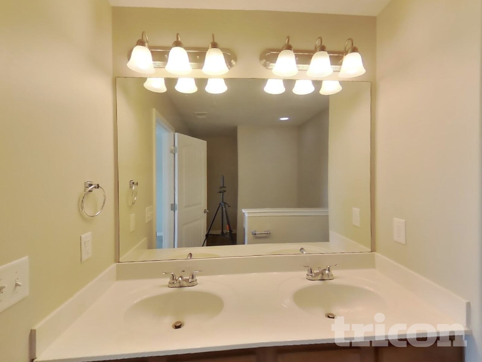 Building Photo - 224 Dellwood Dr