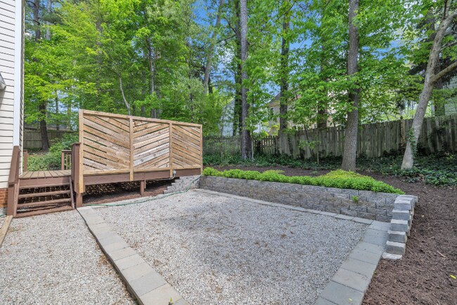 Building Photo - 106 London Plain Ct