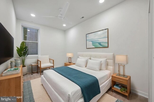 Building Photo - 4912 Baltimore Ave