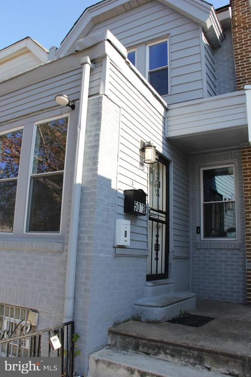 Building Photo - 5063 Whitaker Ave