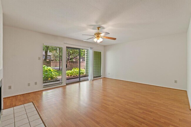 Building Photo - 14777 Wunderlich Dr