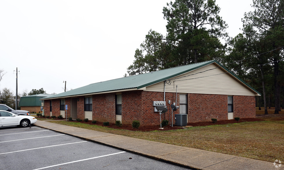 Building Photo - Bayou Village