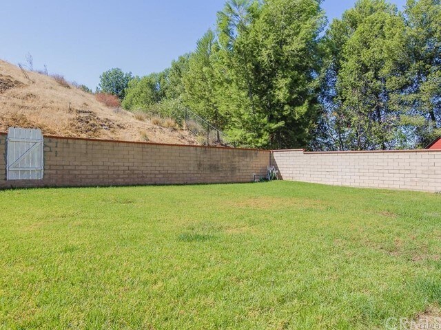 Building Photo - 24216 High Knob Rd