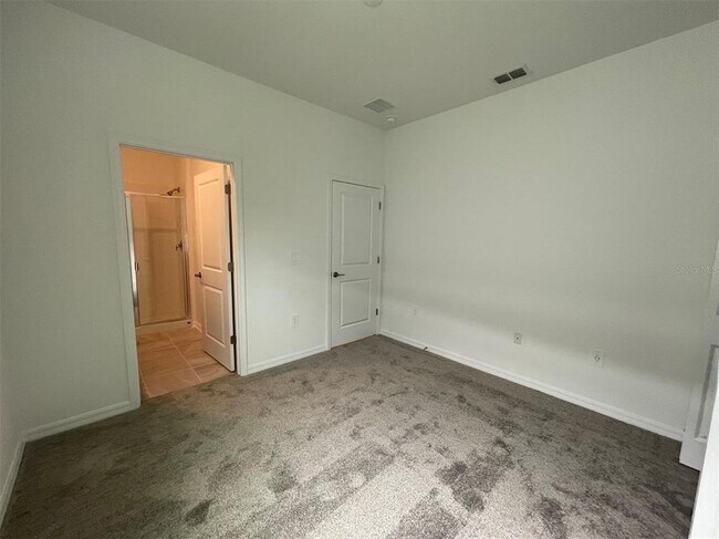 Building Photo - 835 Ofanto Wy