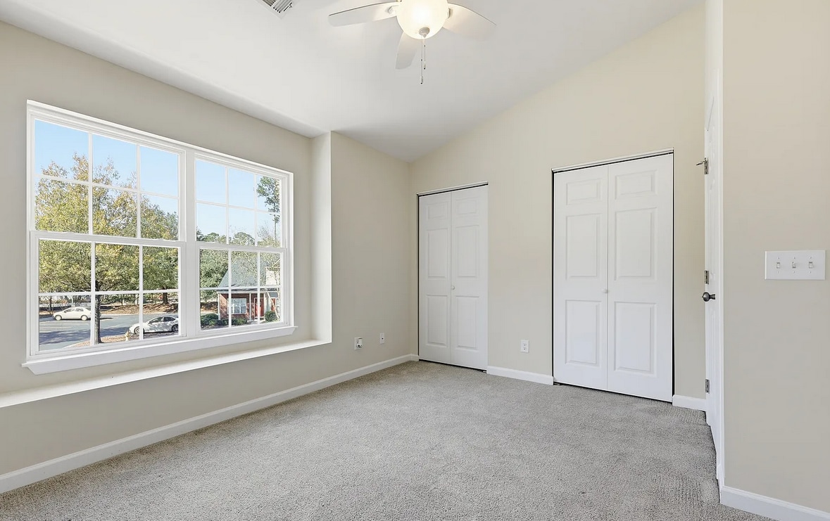 Building Photo - 143 South St