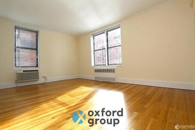 Building Photo - 2 bedroom in New York NY 10011