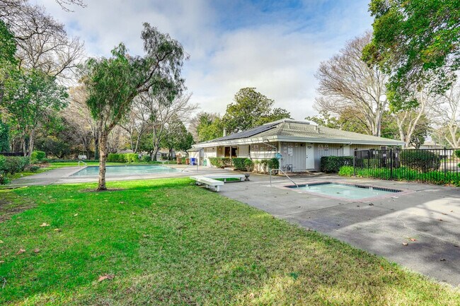 Building Photo - 46 Belvedere Ct