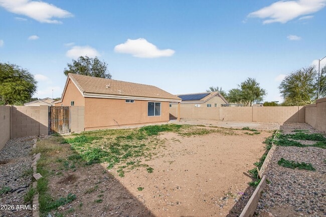 Building Photo - 2130 Sabino Ln