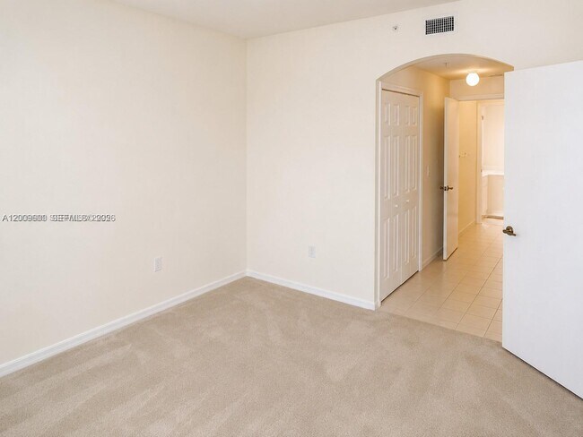 Building Photo - 6630 NW 114th Ave