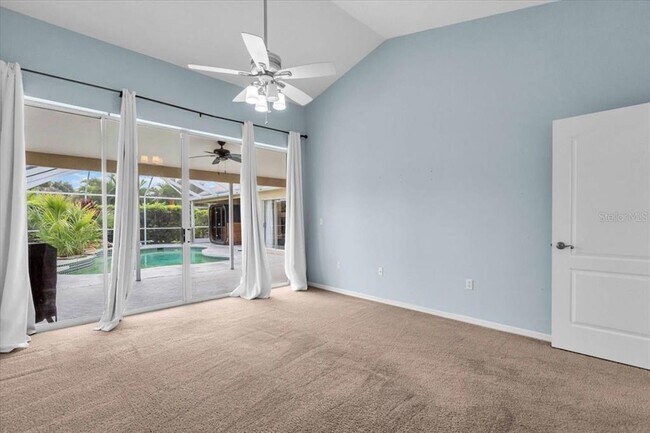 Building Photo - 5828 Sandy Pointe Dr