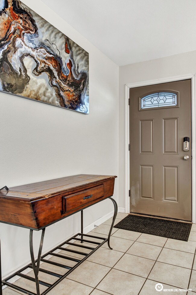 Building Photo - 1726 Cache Dr