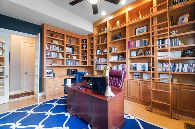 Building Photo - 6655 Traquair Pl