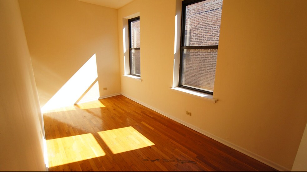 Building Photo - 2323 N Kedzie Blvd