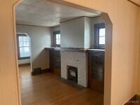 Building Photo - 27 Henley Rd