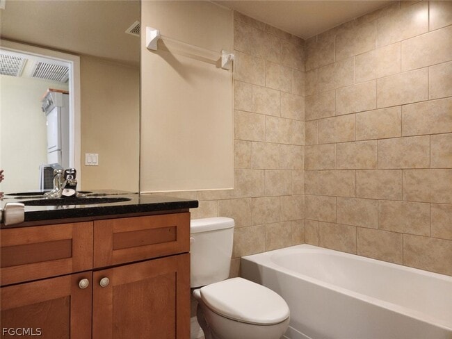 Building Photo - 3175 Royalston Ave