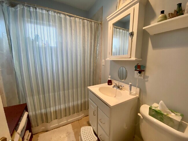 Building Photo - 79 Wareham St