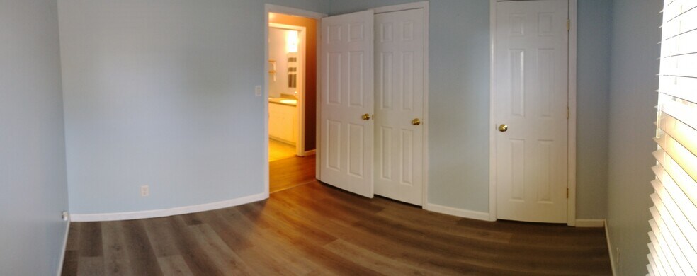 Guest room 1 - 529 Strawberry Hill Rd