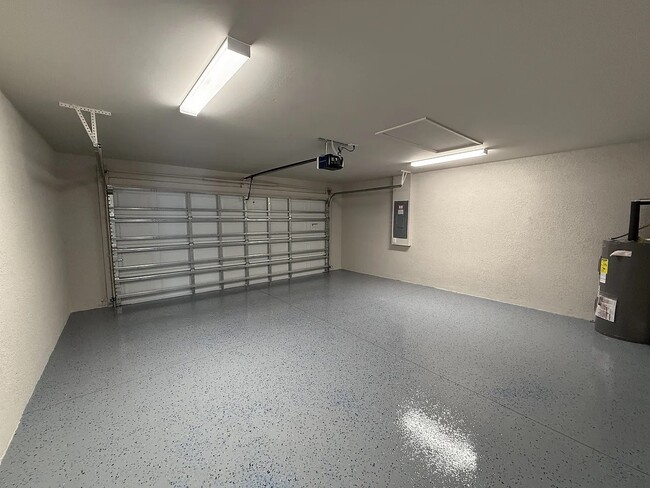 Building Photo - 3207 36th St SW