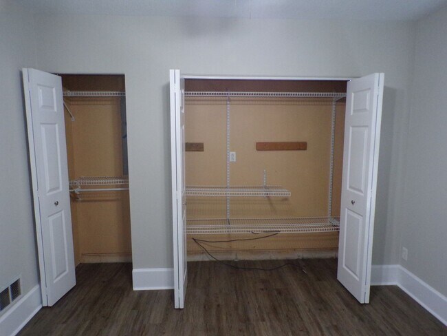 Building Photo - 1019 Furia Dr
