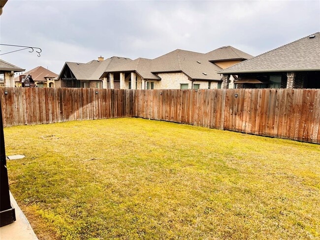 Building Photo - 18501 Bassano Ave