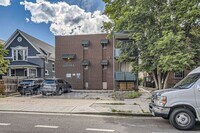 Building Photo - 985 Corona St