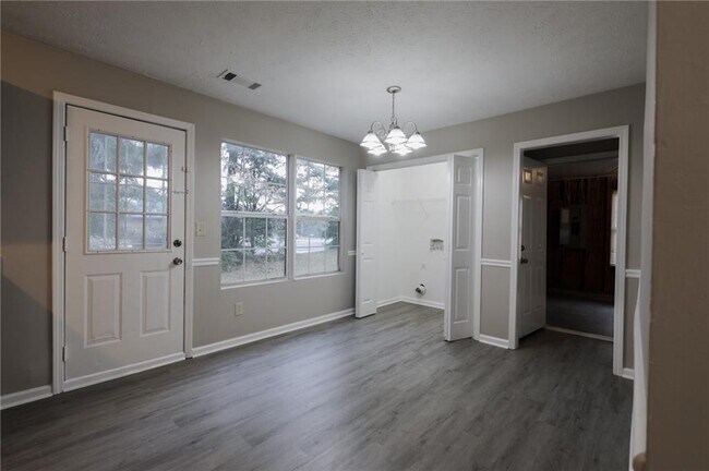 Building Photo - 782 Glenshire Ct