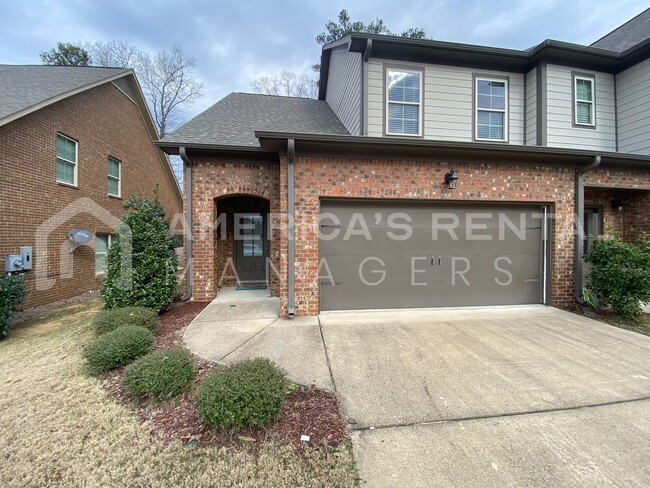 Building Photo - Townhome for rent in Gardendale!!! Availab...