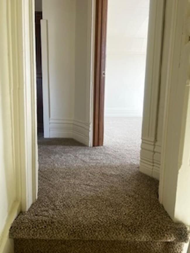 Building Photo - 809 N 3rd St