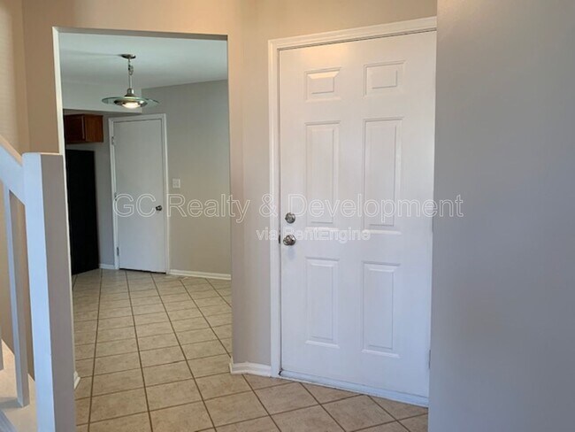 Building Photo - 5474 Ridge Crossing