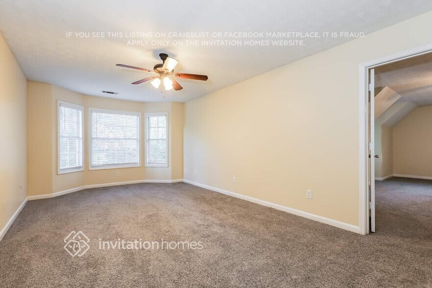 Building Photo - 157 Hayes Cir