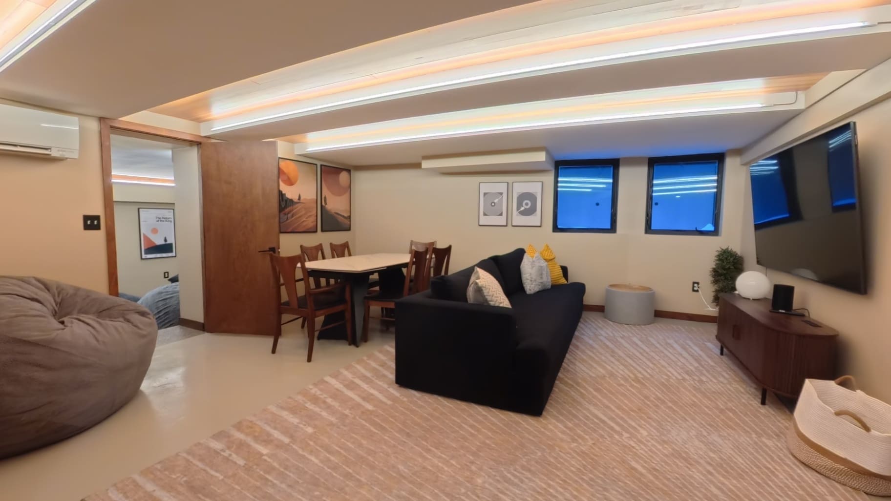 Building Photo - 64 Newcomb Rd