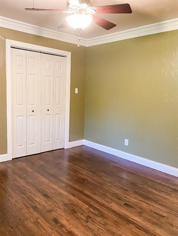 Building Photo - 518 Harn Dr