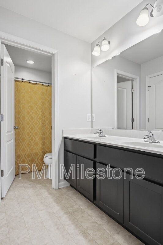 Building Photo - 371 Lookout Mountain Ct