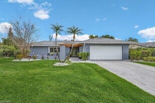 Building Photo - 5301 Shalley Cir W