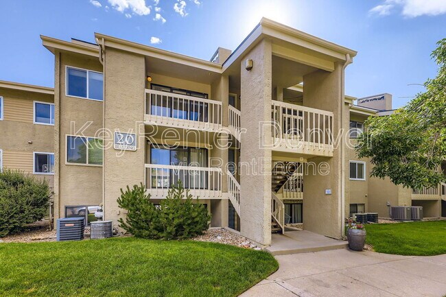 Primary Photo - 20 S Boulder Cir