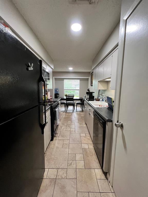 Building Photo - 1708 Stanley Ave