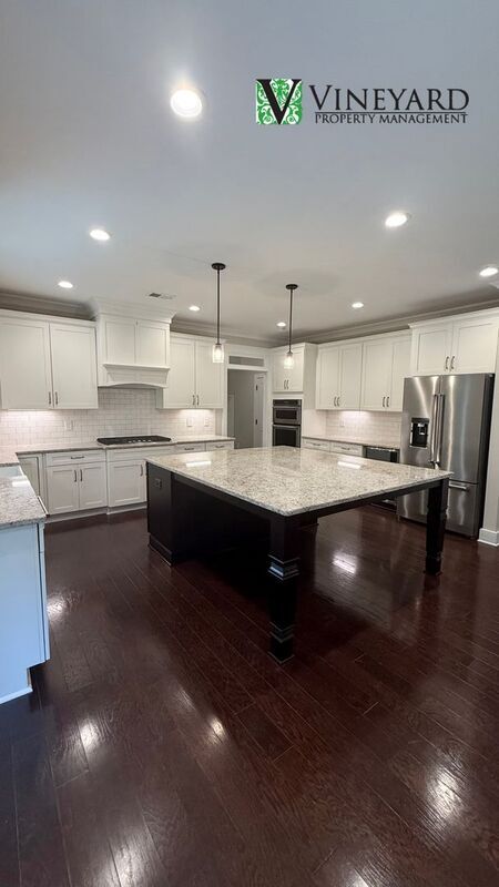 Building Photo - 44 Sparkleberry Ln W