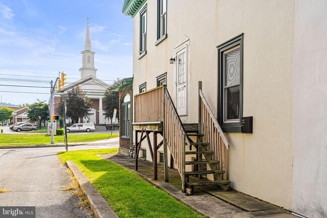 Building Photo - 3100 Kutztown Rd