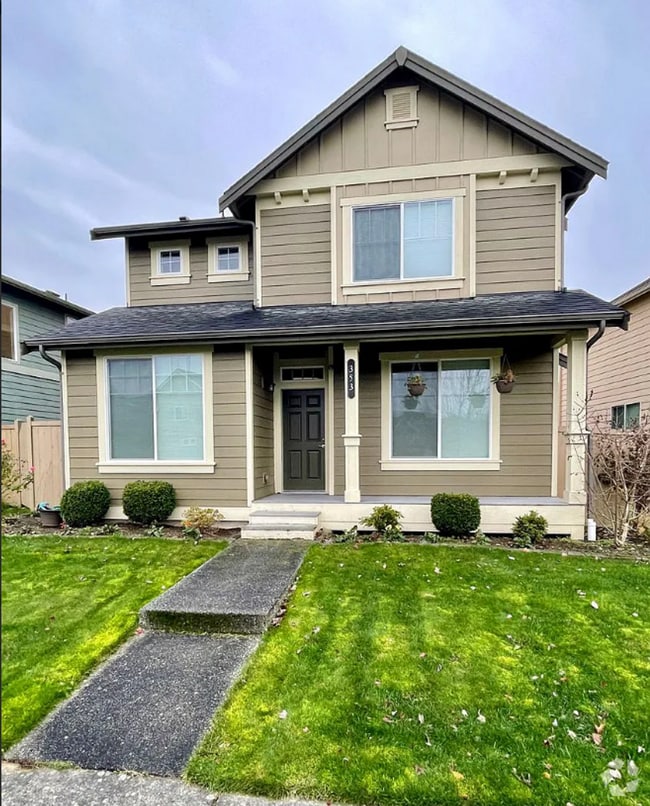 Building Photo - Fantastic 3 Bedroom 2.5 Bath Home in Cordata!