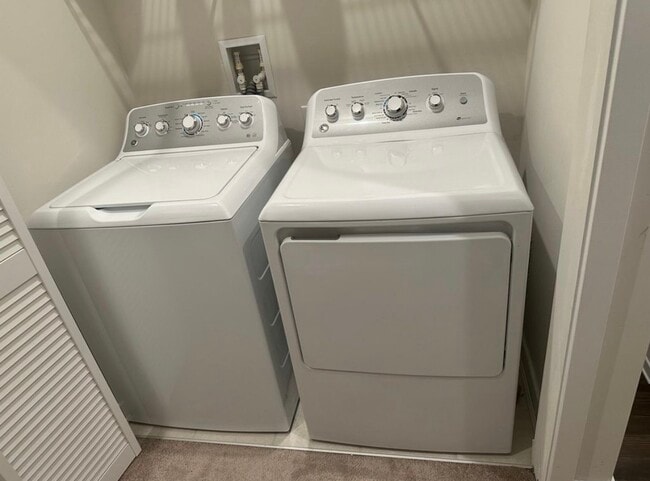 Building Photo - 6 Kohlmyer Dr