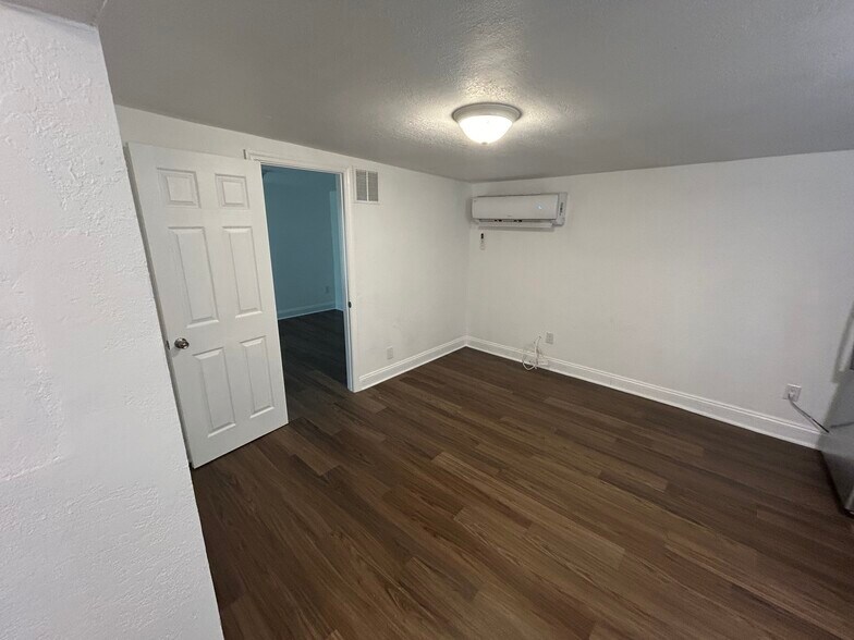 Building Photo - 308 Petteway Dr
