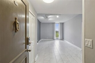 Building Photo - 3060 Pharr Ct N Northwest