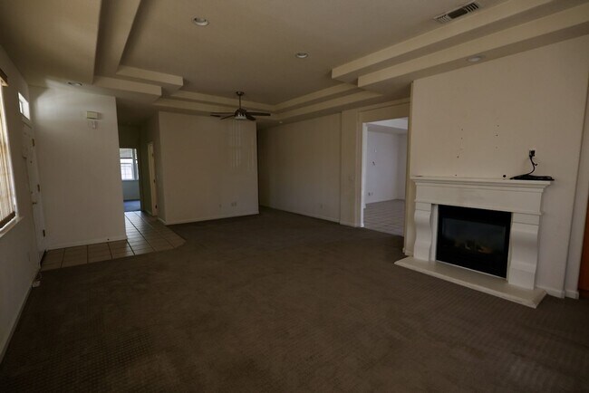 Building Photo - 1103 Roosevelt-Winters